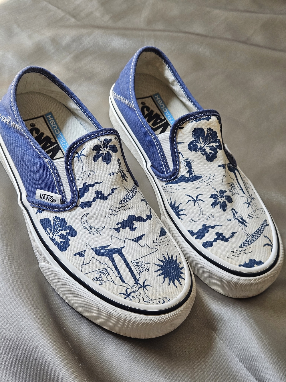 Vans Slip-On UltraCush Women’s Athletic Skate Shoes Size 5.5